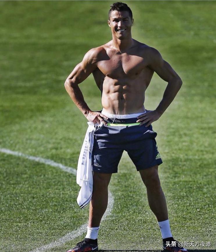 足球弧线球c罗贝克汉姆,十大最迷人的足球明星