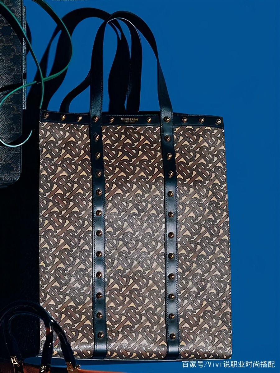 迪奥托特爆款,迪奥托特包金色字母