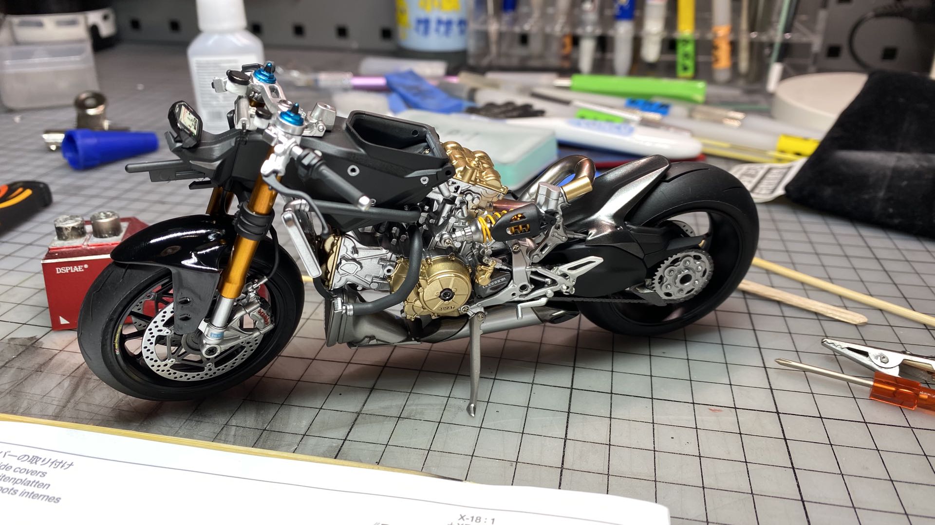 摩托车模拟器玩一玩,仿真合金1:18摩托车模型