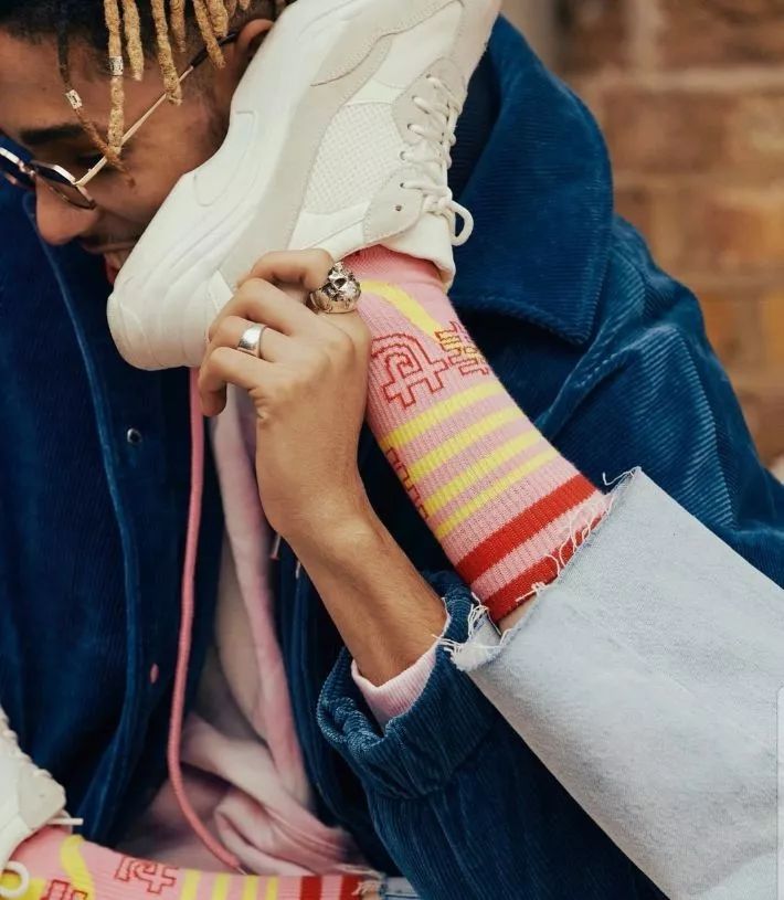 杨幂的经典穿法你学会了吗,杨幂袜子穿搭