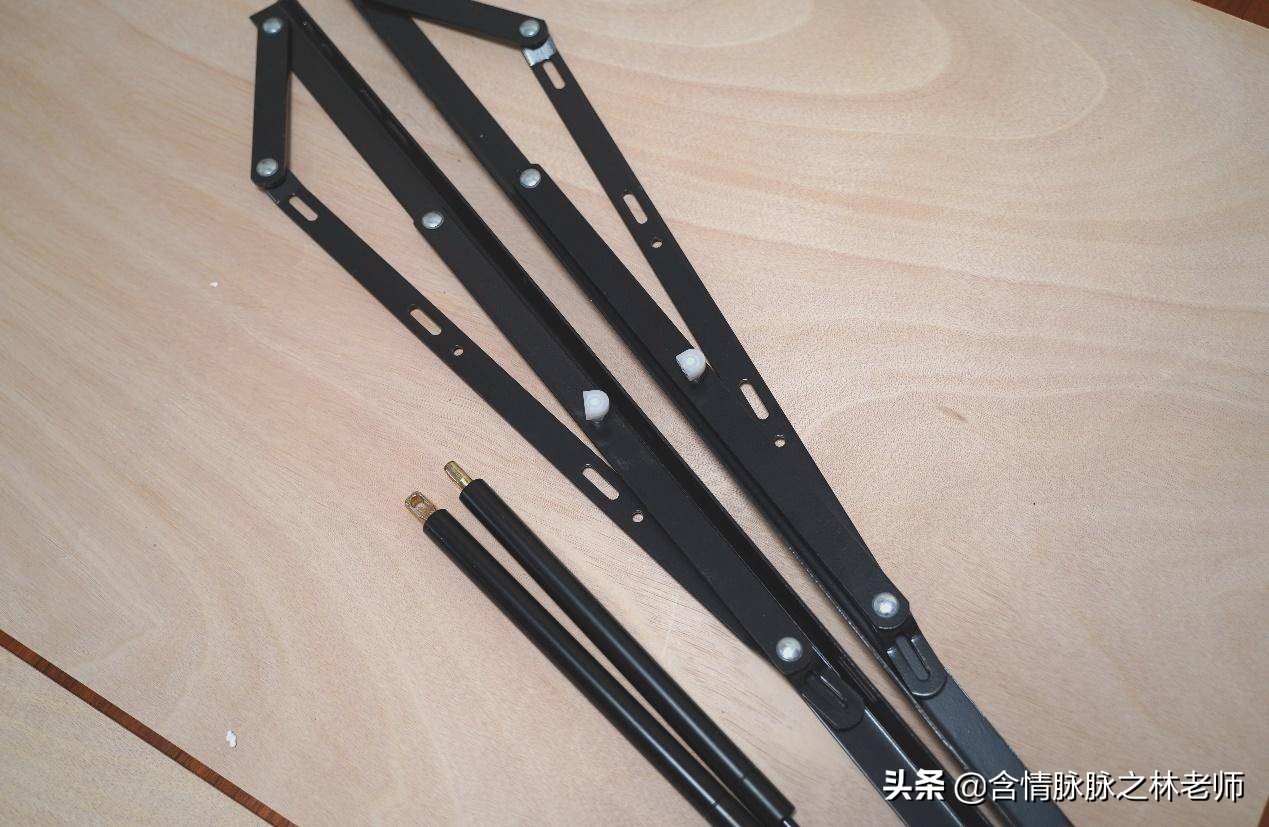 8平方小户型床带飘窗,8平米的小户型床