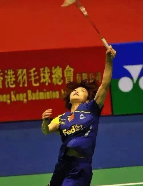 羽毛球接杀球的自我训练方法,羽毛球自我训练教程