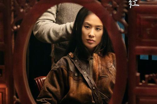 张雨绮黄圣依星女郎,星女郎张雨绮朱茵