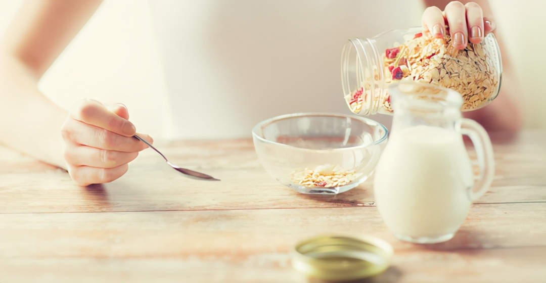 更年期女人常备这五种药,女性进入更年期还需要避孕吗