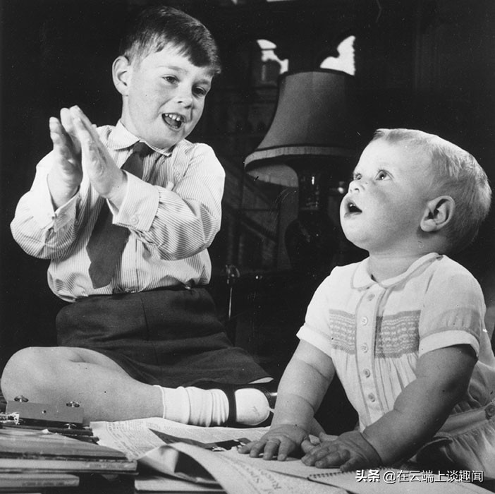 乔治王子、夏洛特公主等，哪位才是你心中那位最可爱的肉萌萌？