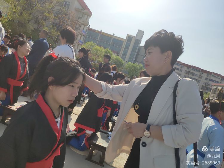 大港八中视频,大港男生十八岁成人仪式