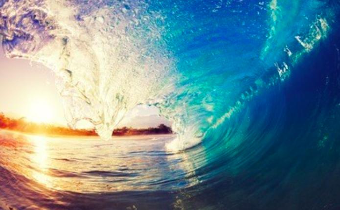 王一博冲浪和肖战,王一博冲浪骑摩托滑板