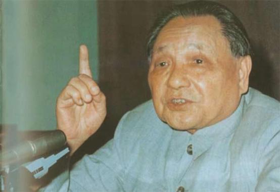 15岁便离家的*小平邓**为什么再没回家乡广安？