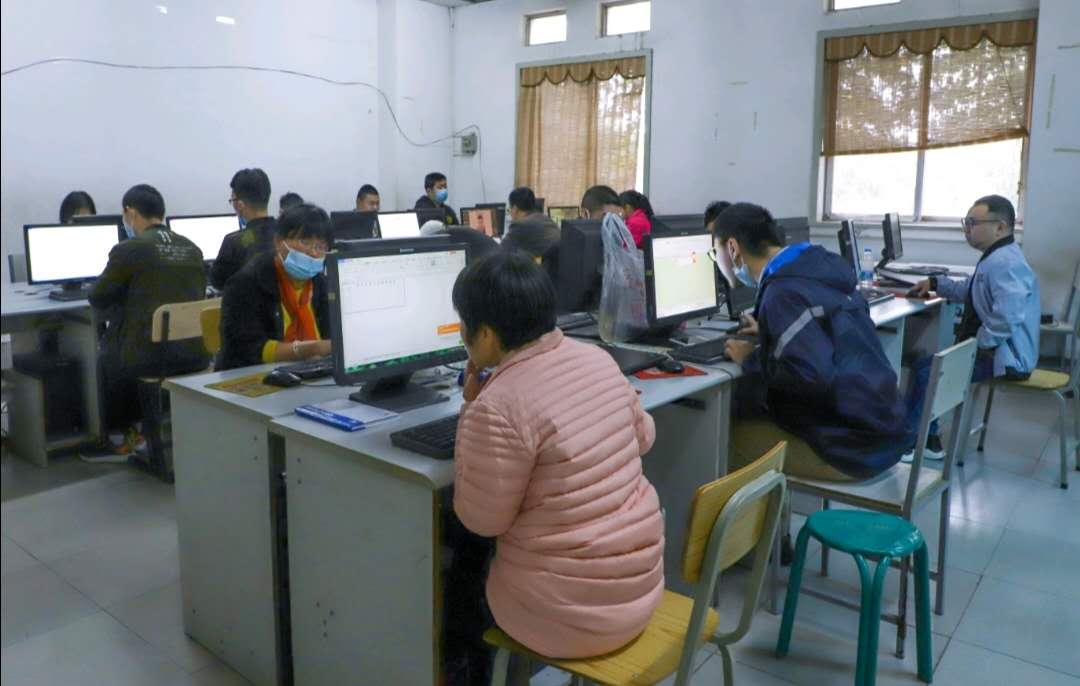 郑州有个小院，帮人“重启”人生，有人先天残疾，来过这里后日薪1500元