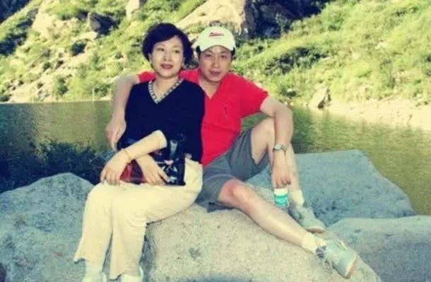 央视主持罗京去世十年妻子改嫁,罗京播音悼词