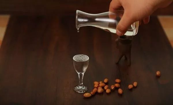 贵州省茅台镇大曲多少钱一瓶,贵州省茅台镇大曲酱香酒