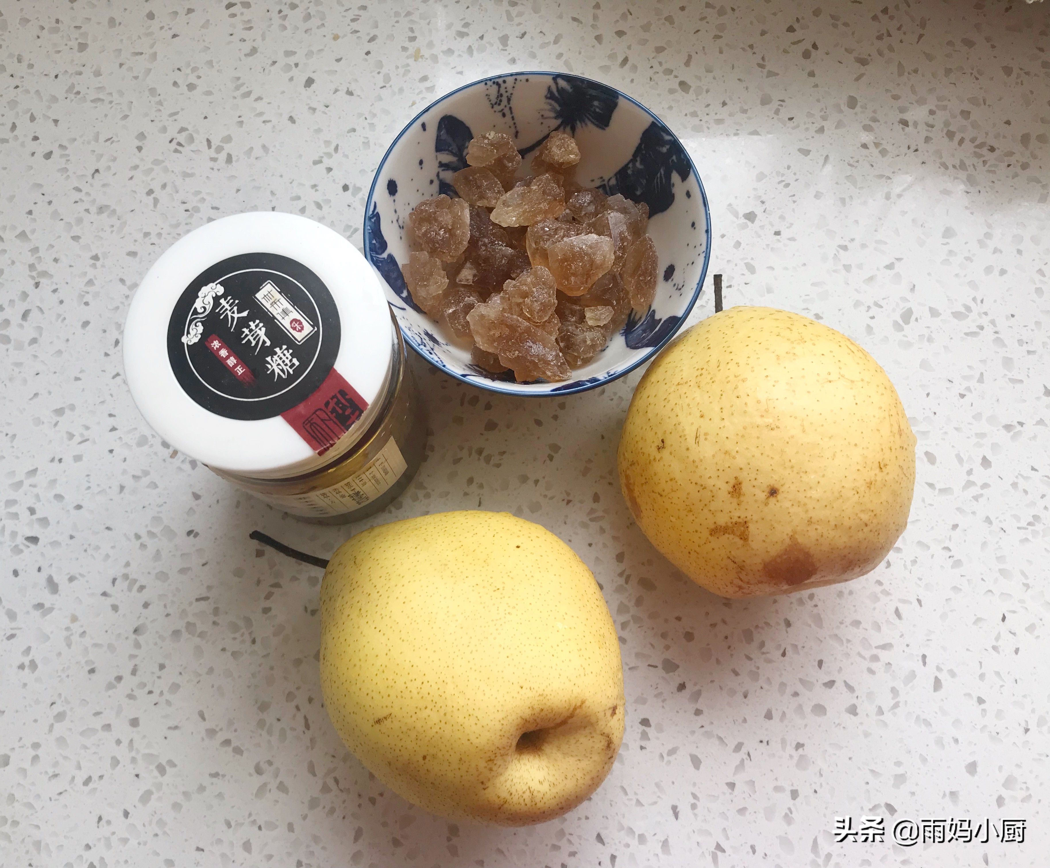 白糖雪梨的正确做法润肺止咳,用雪梨和冰糖做棒棒糖