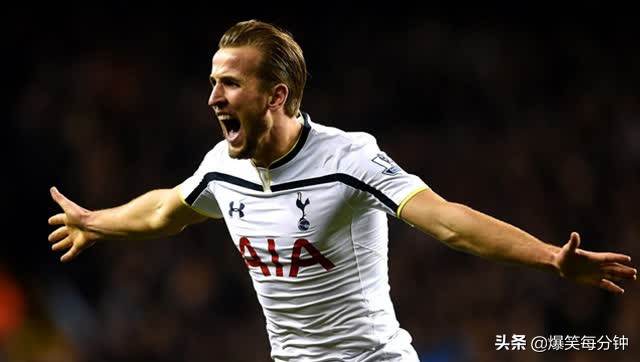 世界足坛十大中后卫排行榜,世界足坛史上十大巨星排名