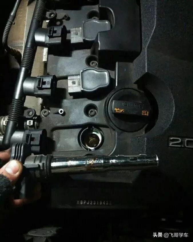 2011款2.0t奥迪a6l,最新款奥迪a6l更换火花塞教程