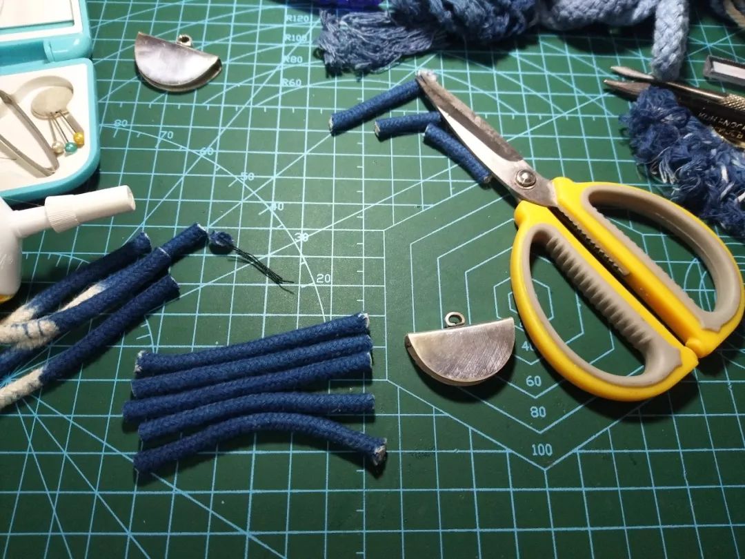 「研究生作品秀」倾尽靛蓝，绳结盘绕，一抹极致