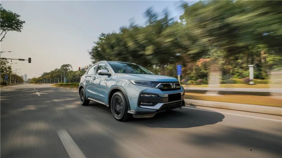 全新东风本田xrv试驾,好看的东风本田suv