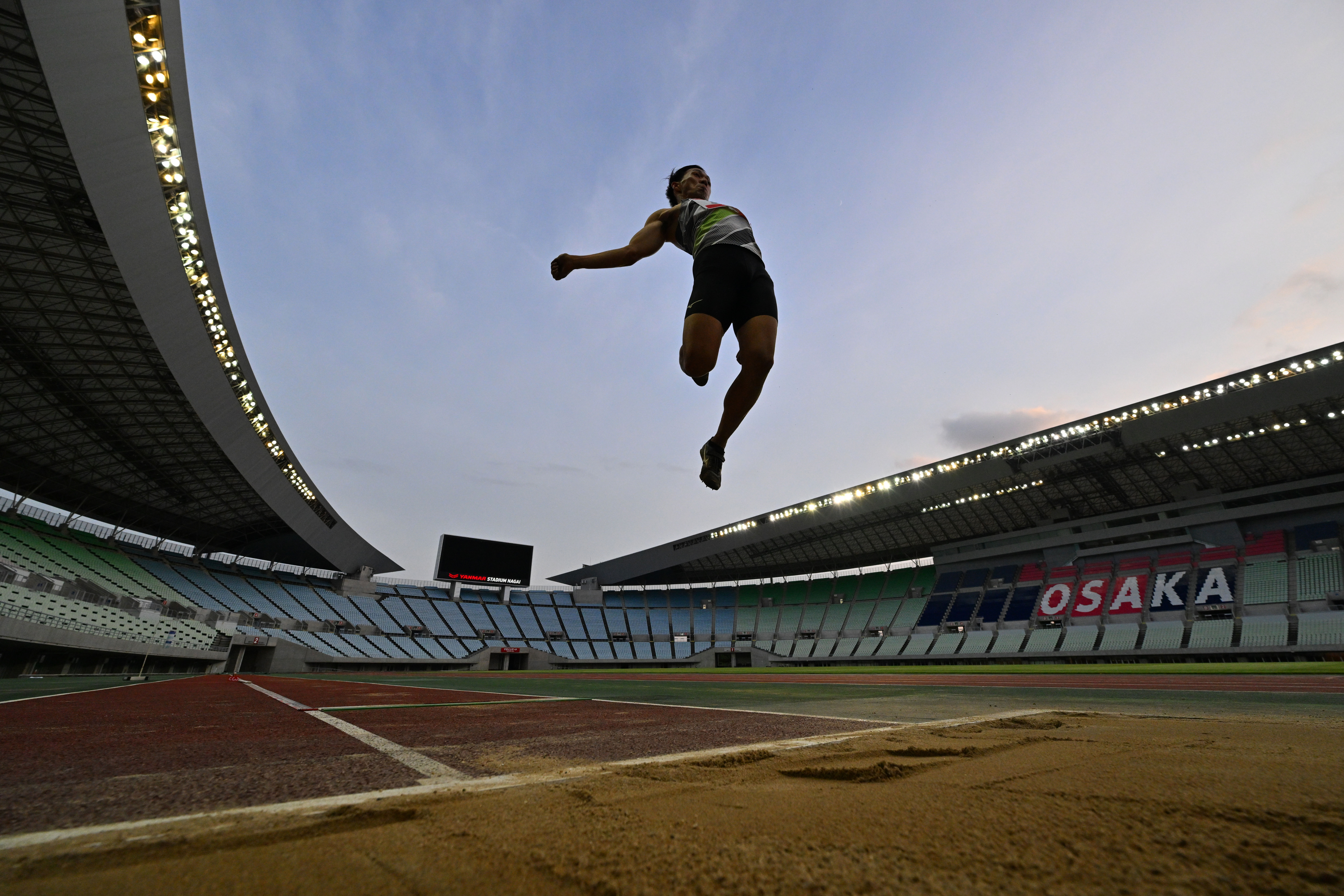微单尼康z9自带的是什么镜头,传闻中的尼康z9相机规格曝光