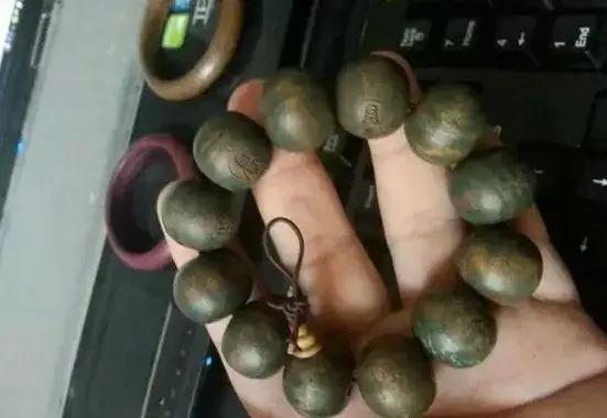 新手不容易踩坑的文玩,最值得入坑的文玩