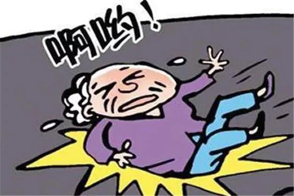 为什么老年人容易出现股骨颈骨折,老年人常见的髋部骨折类型有哪些