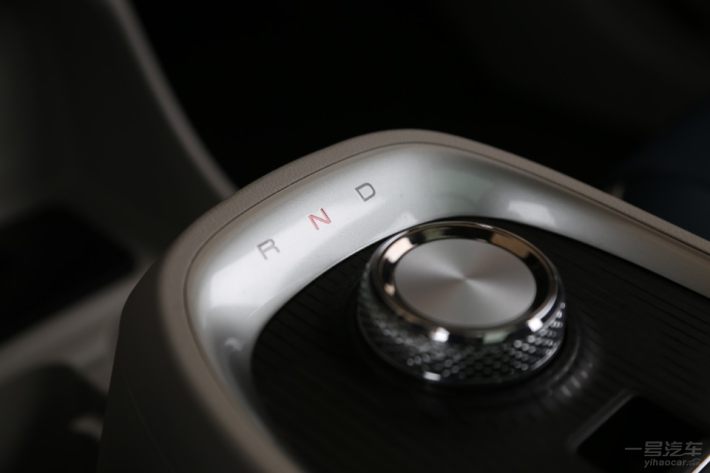 欧拉好猫波塞冬版试驾视频,欧拉好猫和海豚试驾对比