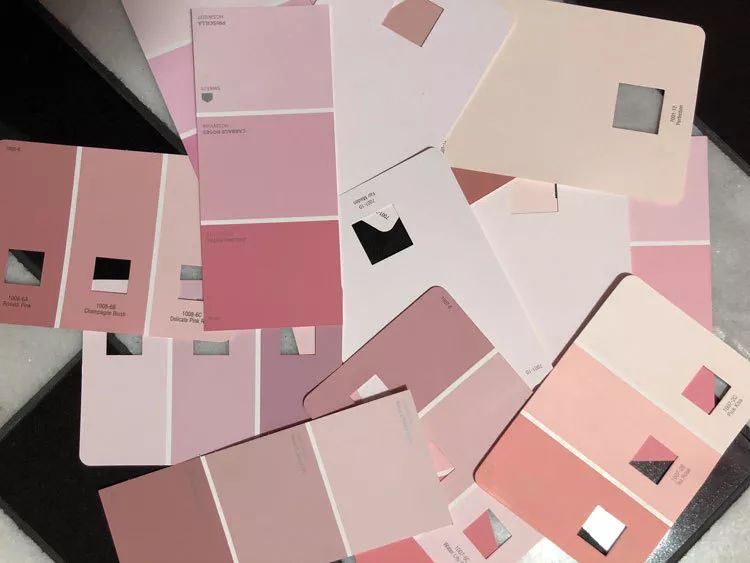 小户型大白墙无电视,北欧风刷大白墙好看吗