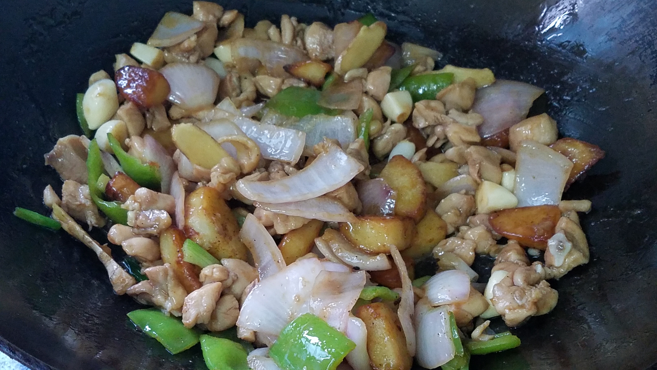 鸡腿炒洋葱的做法简单又好吃,鸡腿洋葱土豆的做法大全家常