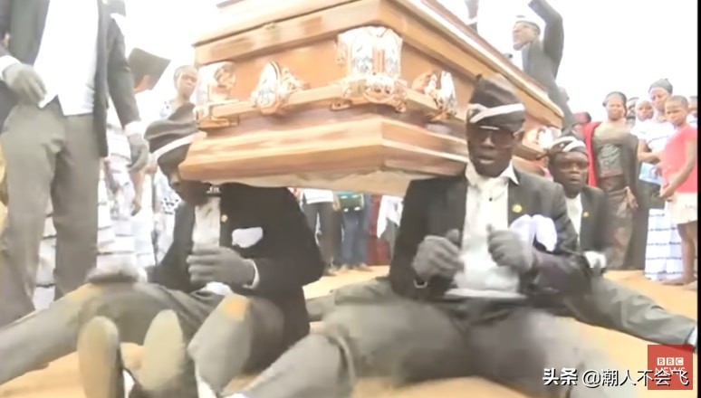 “黑人抬棺”视频全球爆红，背后的故事原来是非洲少年创业故事。