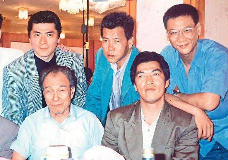 大傻成奎安有几个儿女,大傻成奎安晚年落魄