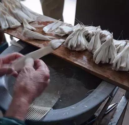 原来毛笔是这样做出来的,原来红木是这样做出来的