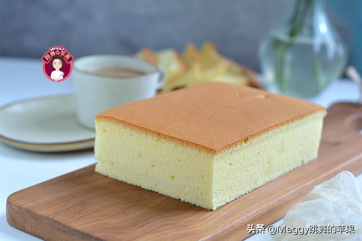 古早蛋糕和戚风蛋糕蛋白打发区别,蛋白打发到什么程度蛋糕才会柔软