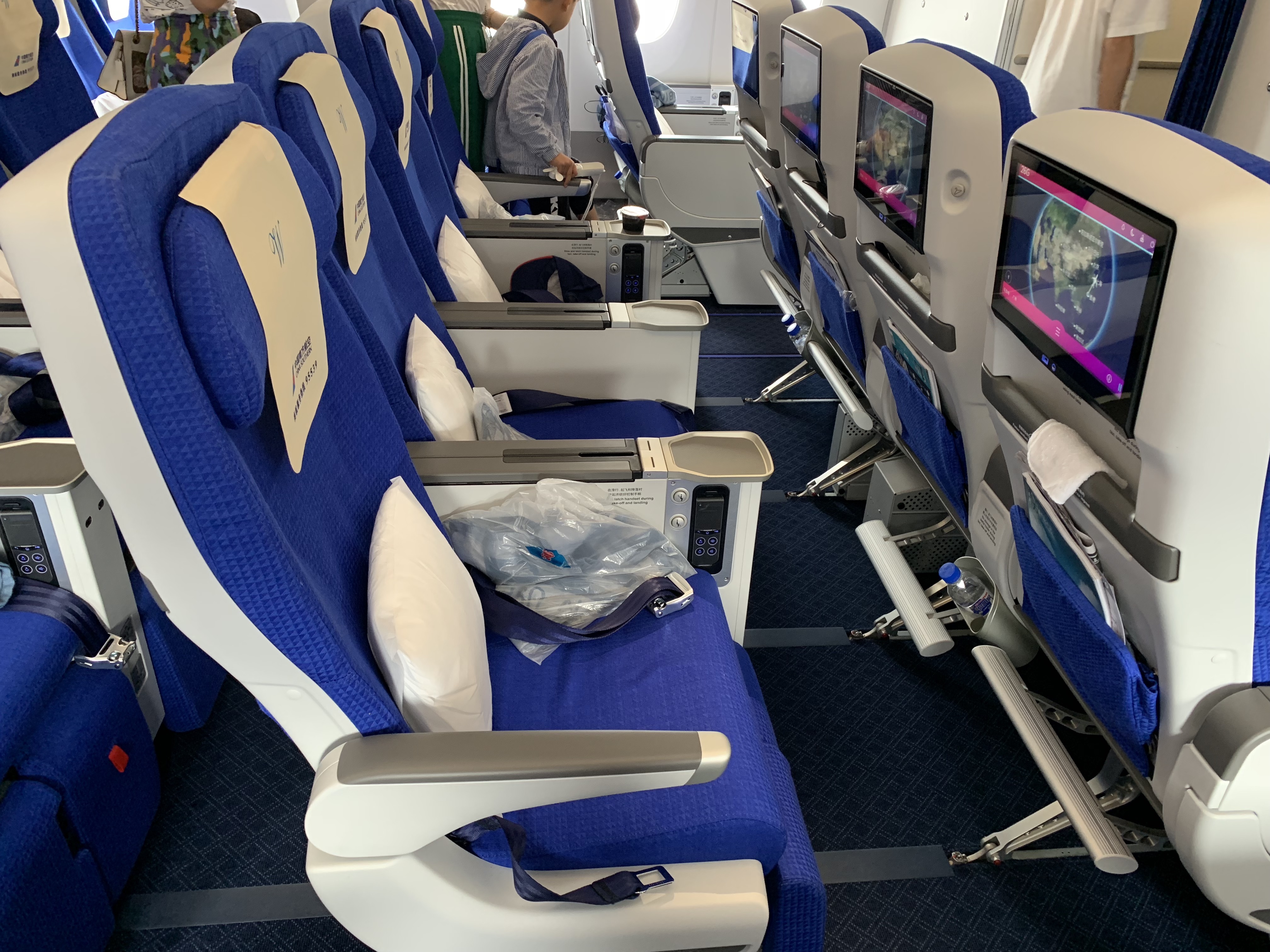 南航a350首航,南航a350视频