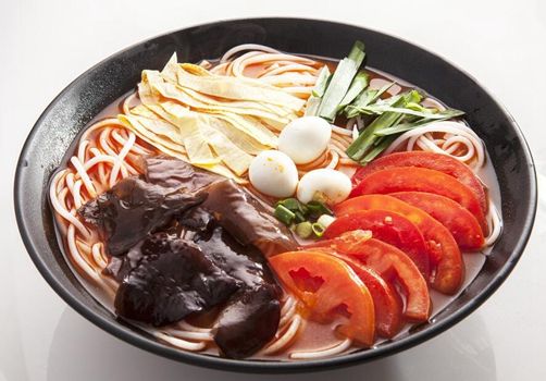 品牌过桥米线怎么加盟,过桥米线加盟学习