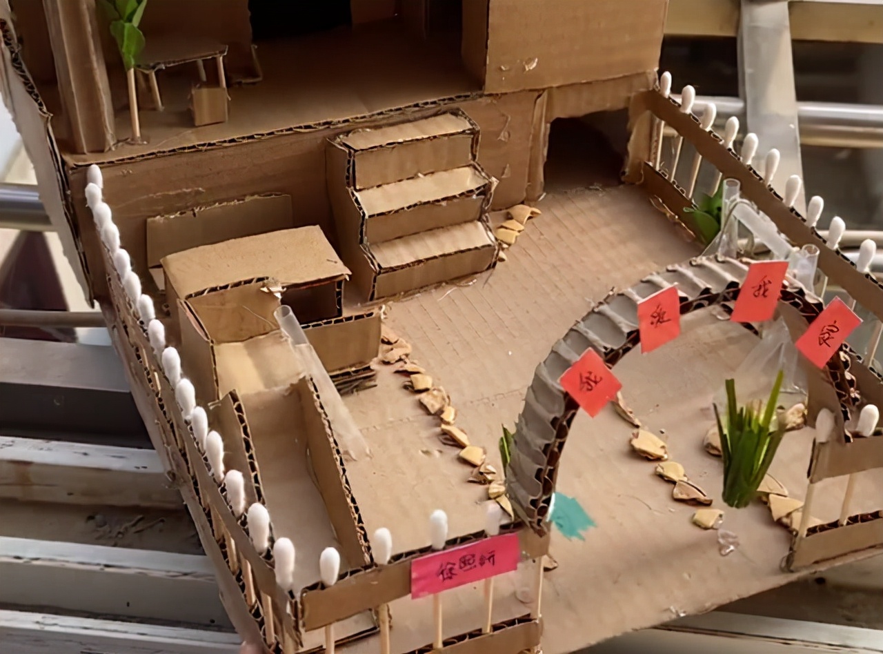 宝妈用纸壳做小手工,亲子手工做法纸箱