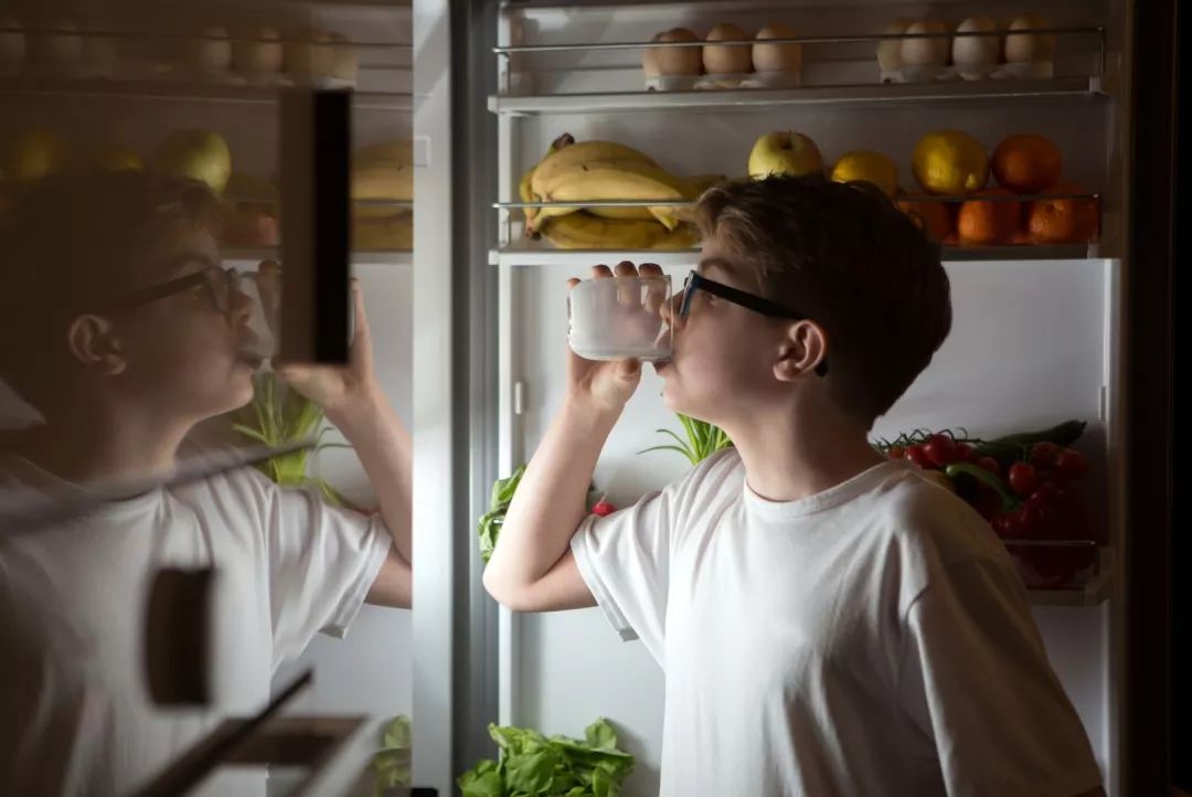 加班疲劳应该吃点什么,加班很晚怎么补身体