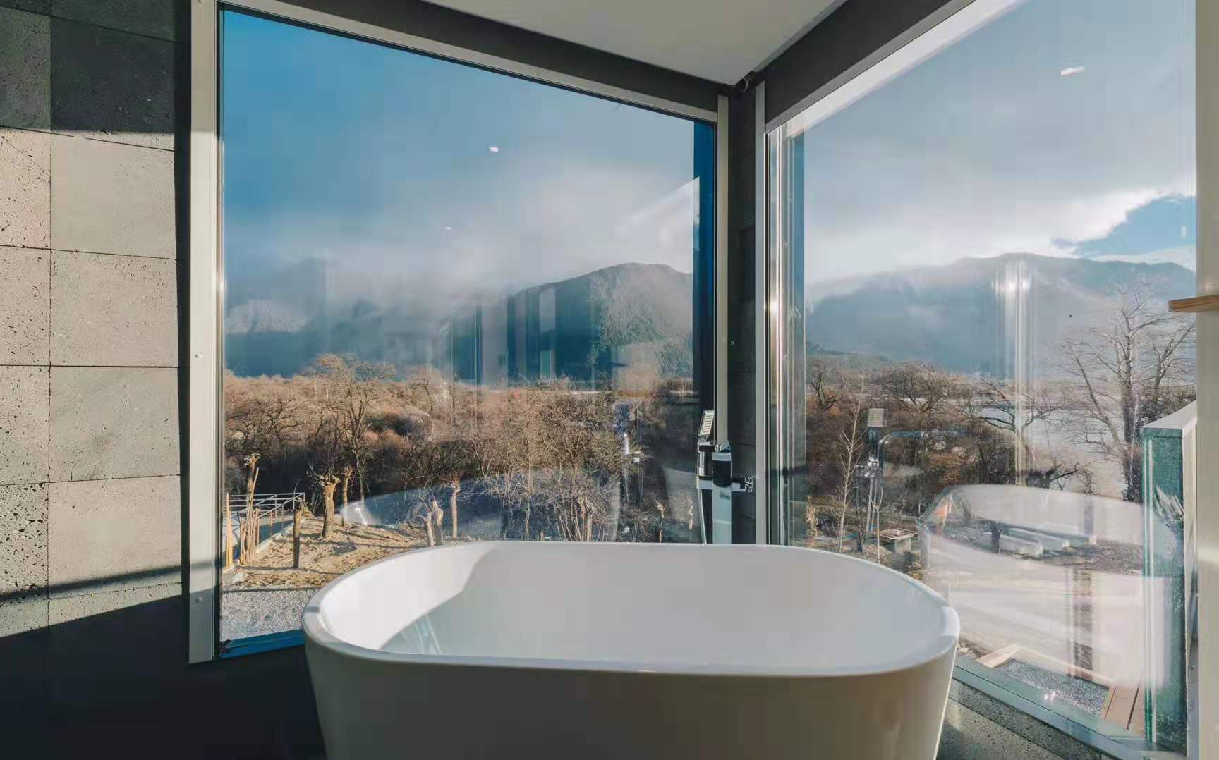 藏于山水间的度假酒店推荐,可以看日落和海景的度假酒店