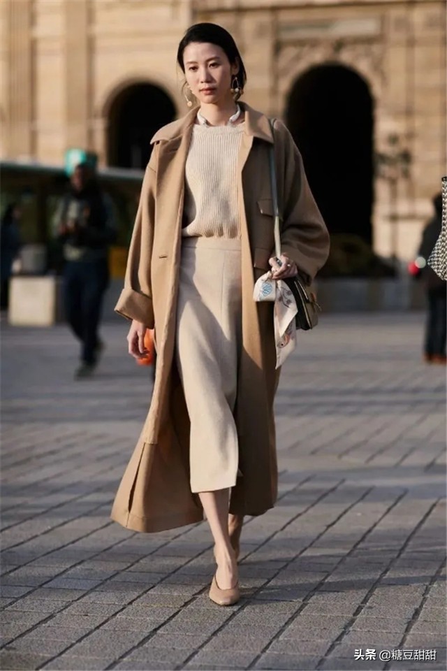 穿来穿去，还是棕色最经典，它的高级“配色穿搭”在这，照穿准美