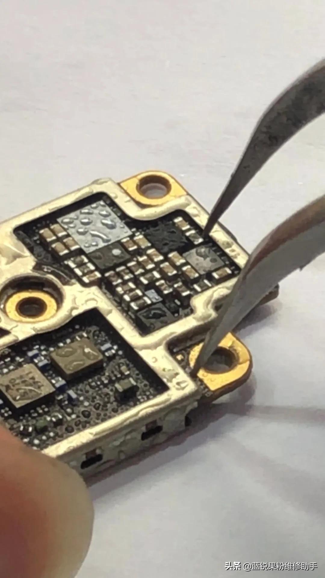 iphone8开机1.8v供电短路,iphone8plus供电接地不开机