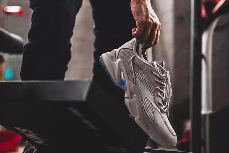 安踏收购始祖鸟事件,安踏是如何把始祖鸟盘活的