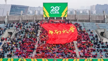 国青水平中学生放弃俱乐部试训上名牌大学，错了吗？