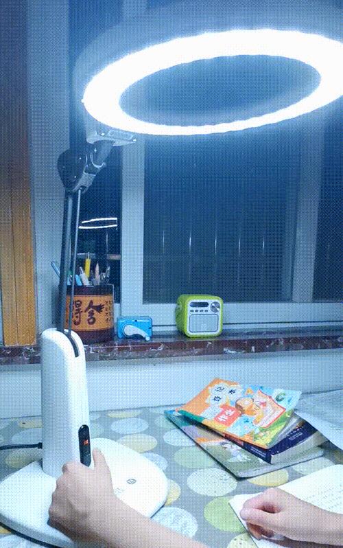 爱德华台灯真的很好吗,护眼台灯爱德华