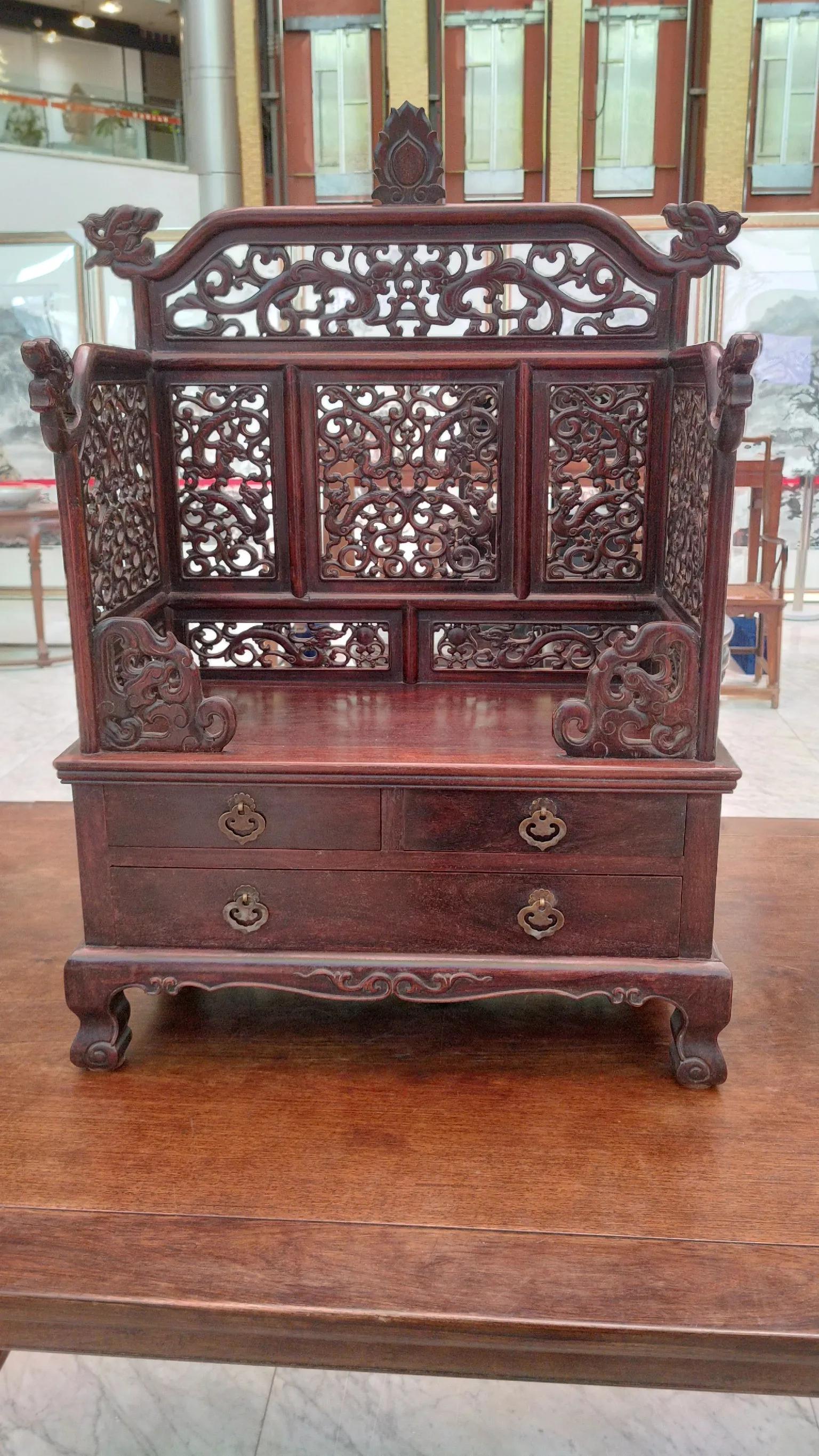 去古玩城买古玩，不懂行别下手