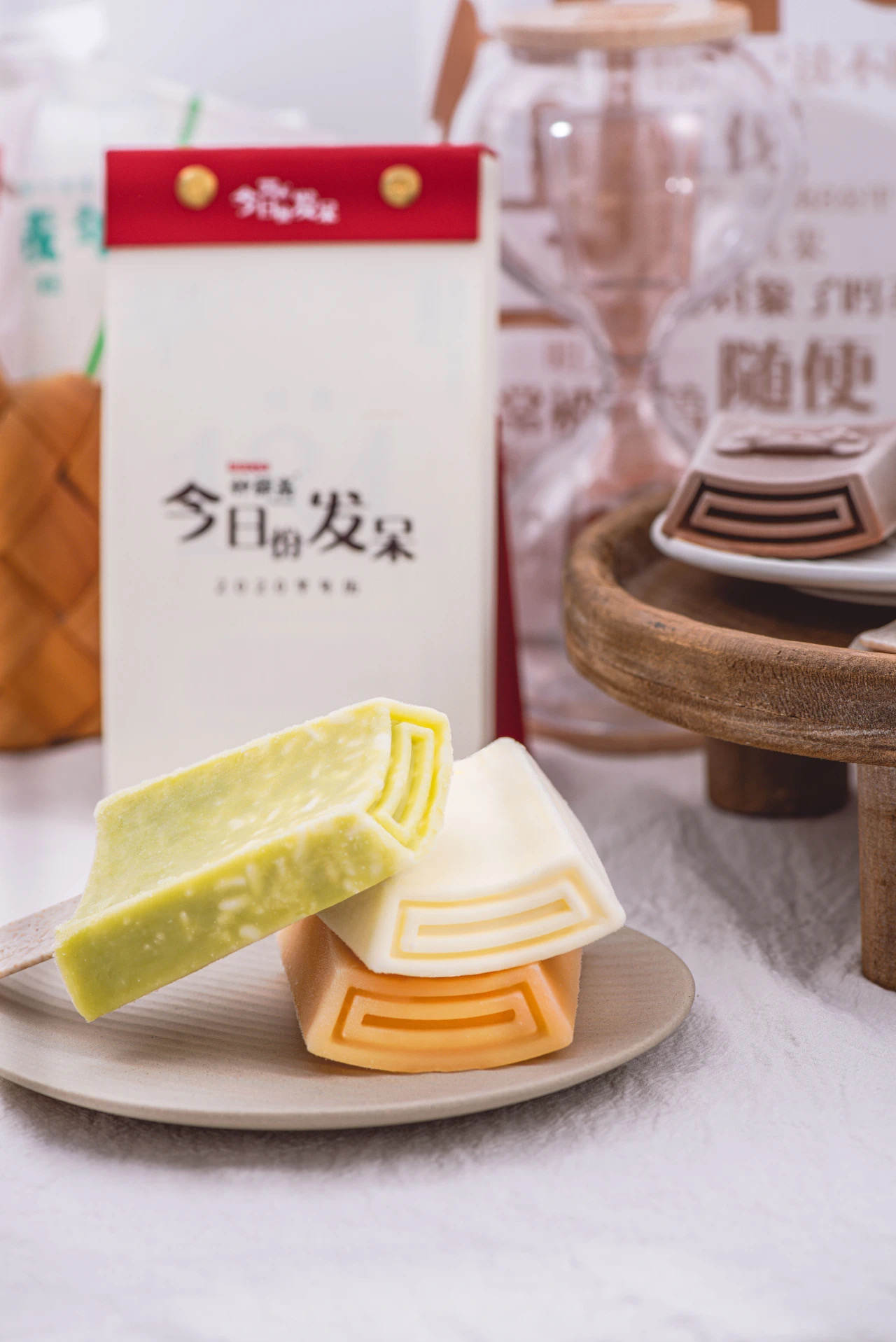 他把一支雪糕卖66元，一小时销售300万元，却被罚款，为啥？