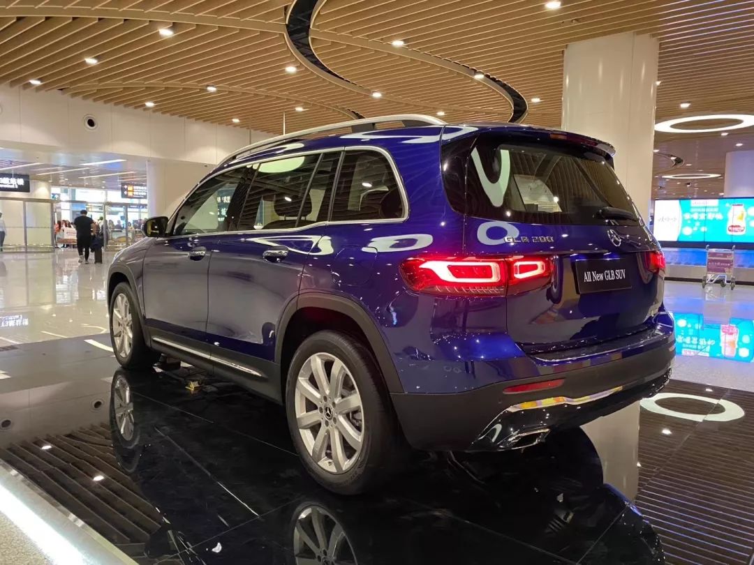 最强的4座奔驰 (四座最好的奔驰)