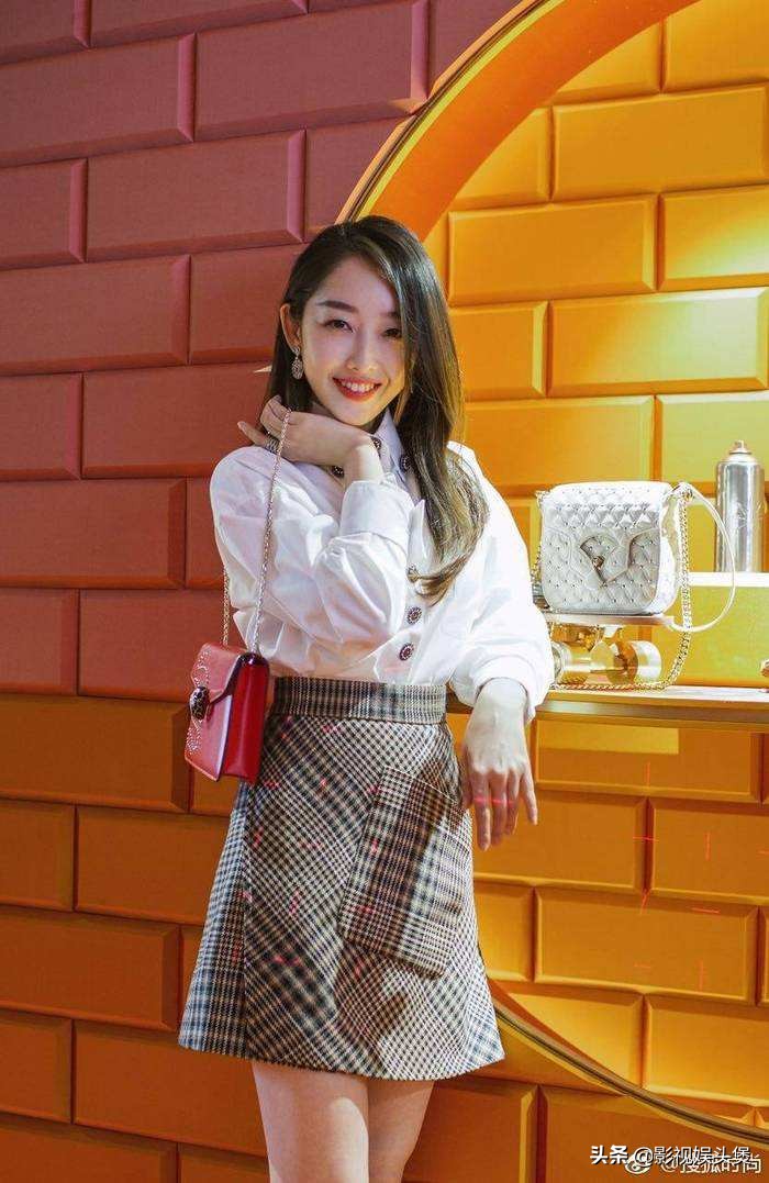 沈梦辰蒋梦婕我家那闺女口红,沈梦辰卖的东西是真的吗