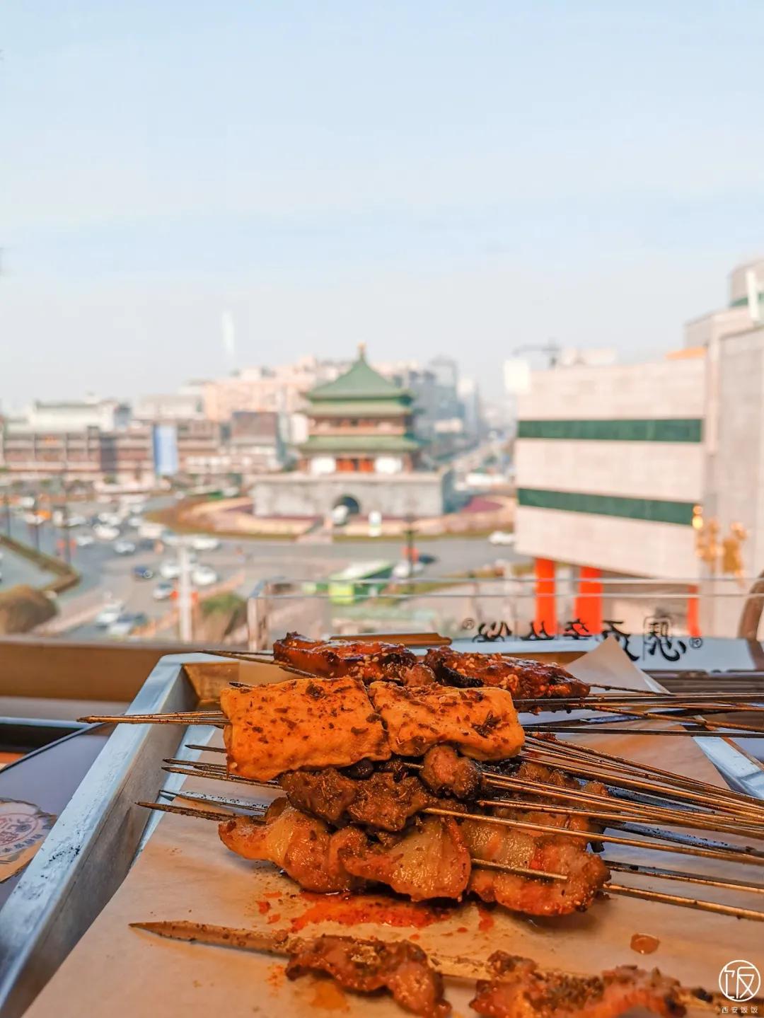 看得见钟楼的餐厅,看见钟楼的西安美食