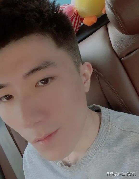 百度与YY合服首日，消费千万神豪“壳总”，被黑粉带节奏改名被封