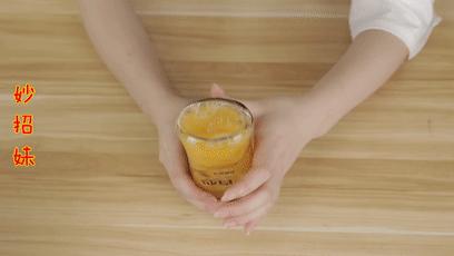 教大家学习新的开瓶小技巧,学会这几个开口方法