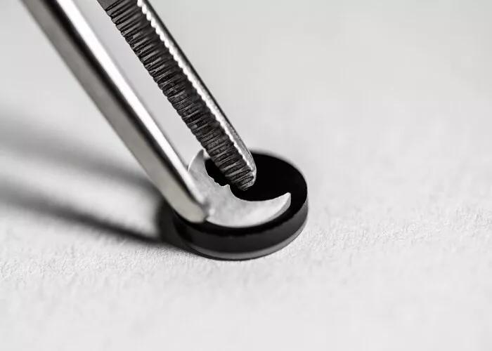 迪奥玩起手工艺?时尚首饰改走艺术路线了吗!