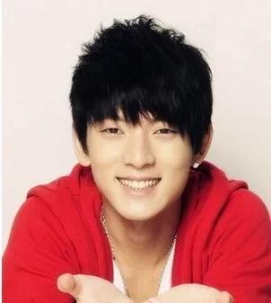 男士一边倒发型适合什么脸型,男士什么脸型适合什么发型