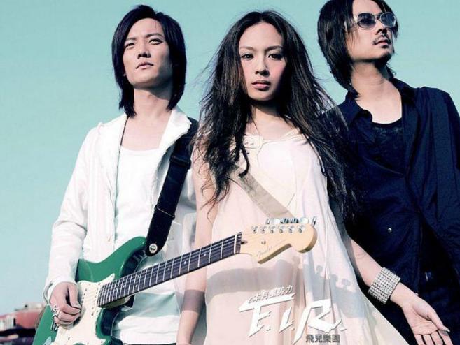 詹雯婷为什么离开飞儿乐团,詹雯婷对于踢出飞儿乐队的看法